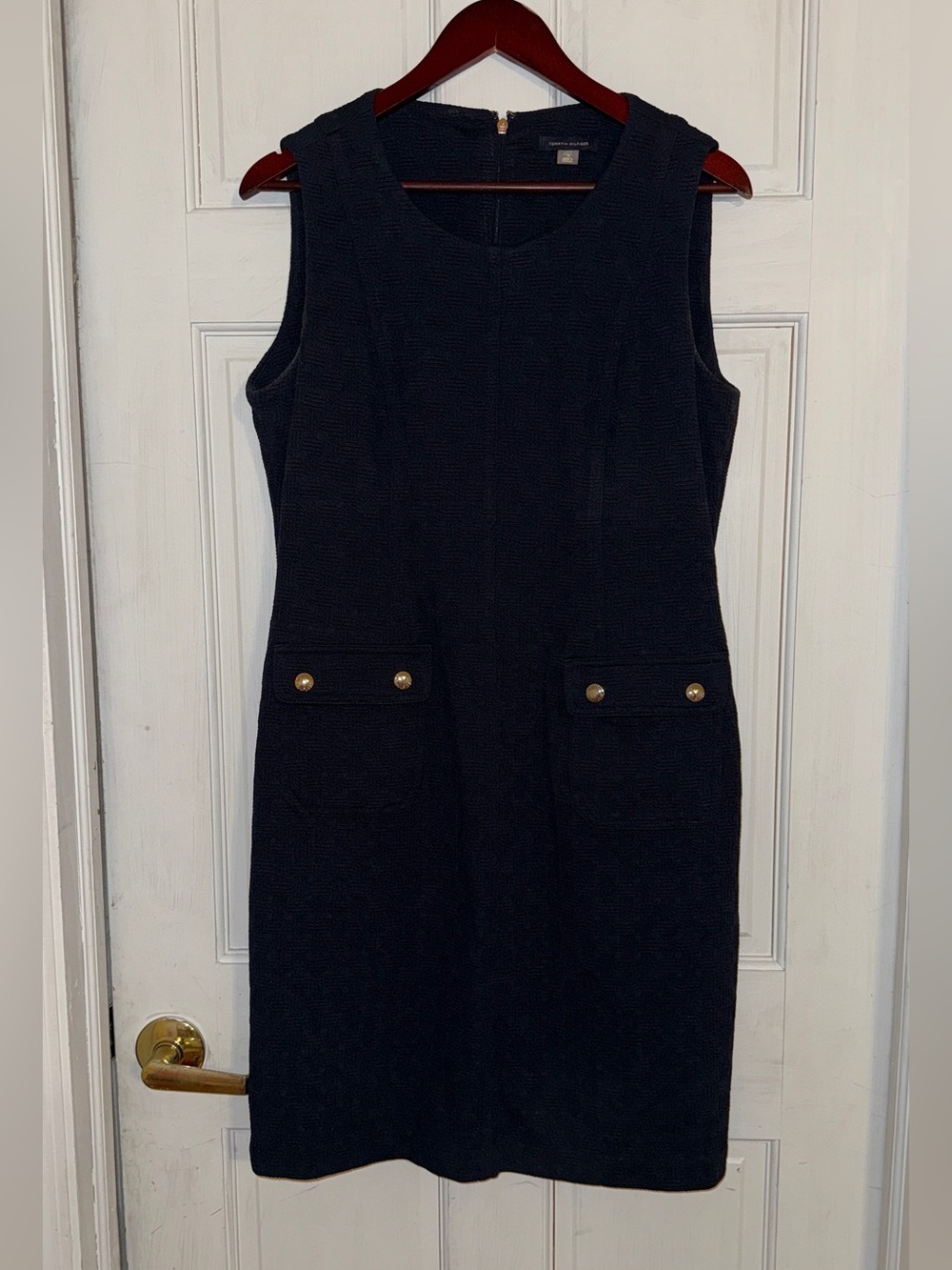 TOMMY HILFIGER Women's Black Textured Sleeveless Button Detail Sheath Dress